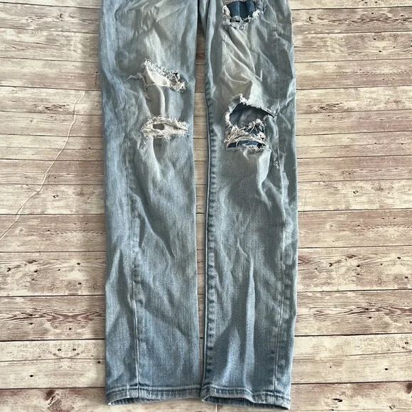 American Eagle Outfitters Light Wash Distressed Super Hi Rise Jeggings Jeans - Picture 3 of 9